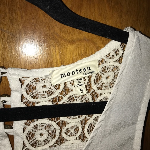 White top - Picture 2 of 3